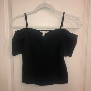 Cold shoulder crop top